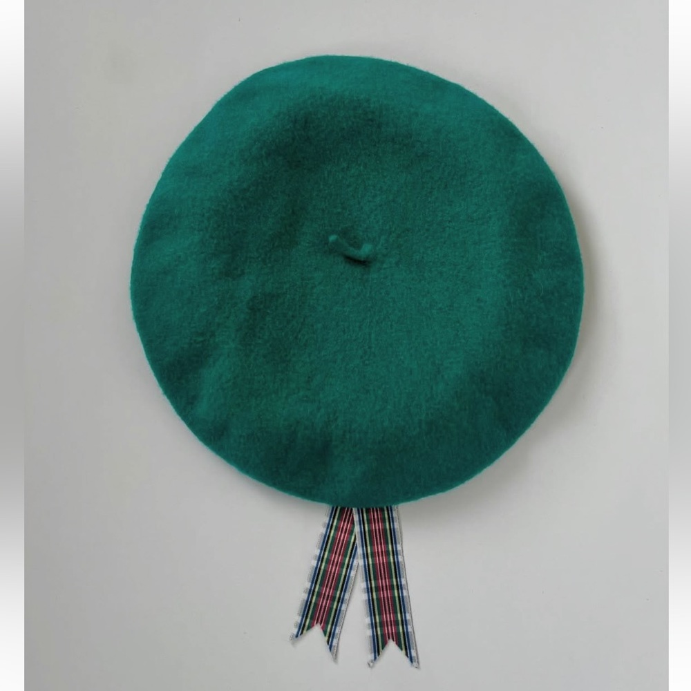 Vintage 100% pure Wool Teal Wool Beret with Ribbon Detail